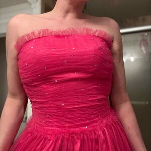 RARE Vintage 80s Vibrant Pink Strapless Tulle Dress